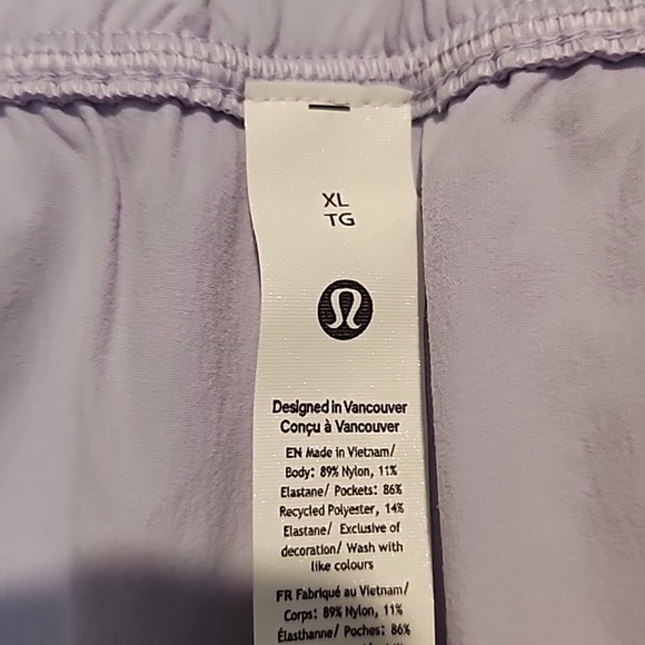 LULULEMON Stretch Woven Ruffle-Waist High-Rise Shorts 9" Lavendar Size XL - Picture 5 of 8